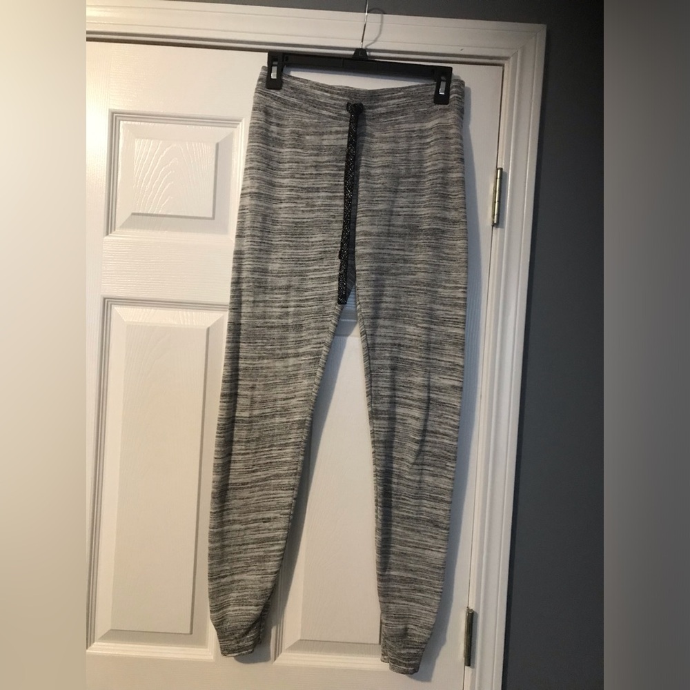 SO Heather Gray Perfect Jogger